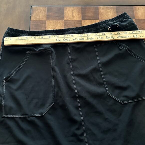 Adventura Black womens skirt eco-friendly Size 10 - Picture 5 of 8